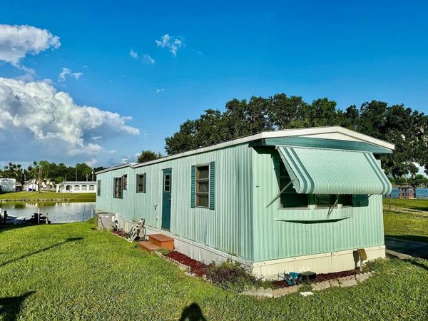 16 W PALM CIRCLE , LAKE PLACID, FL 33852