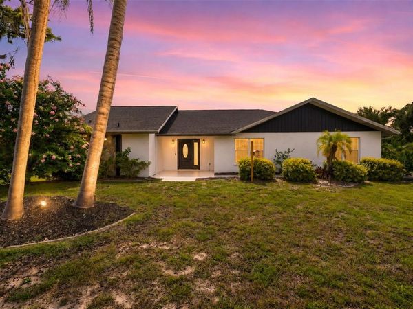 1420 MACKINTOSH BOULEVARD , NOKOMIS, FL 34275