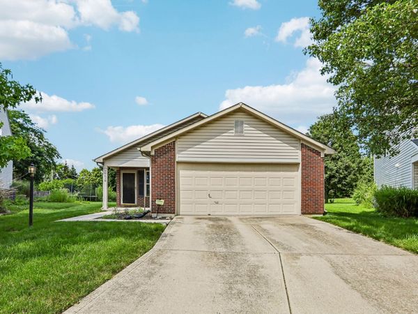 15518 Wandering Way, Noblesville, IN 46060