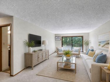 4 Pine Tree Drive, Unit 320, Arden Hills, MN 55112