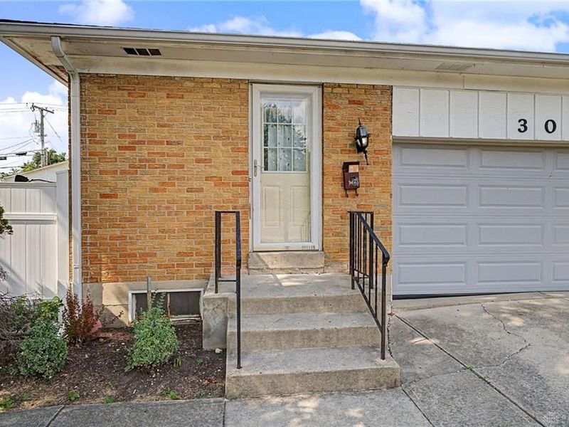 3071 Vale Drive, Dayton, OH 45420 Photo 4