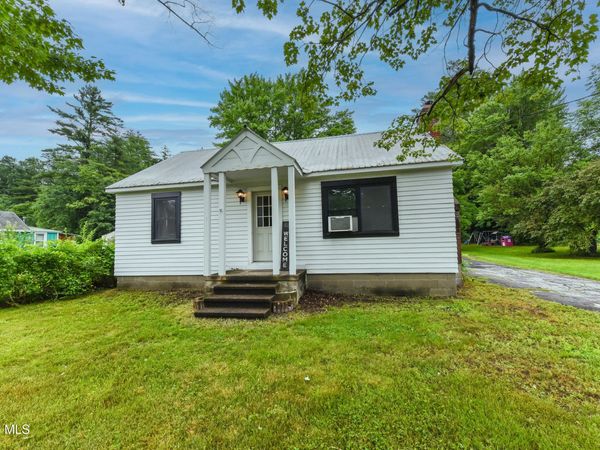 54 E River Drive, Lake Luzerne, NY 12846
