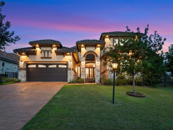 101 Antigua WAY, Lakeway, TX 78738