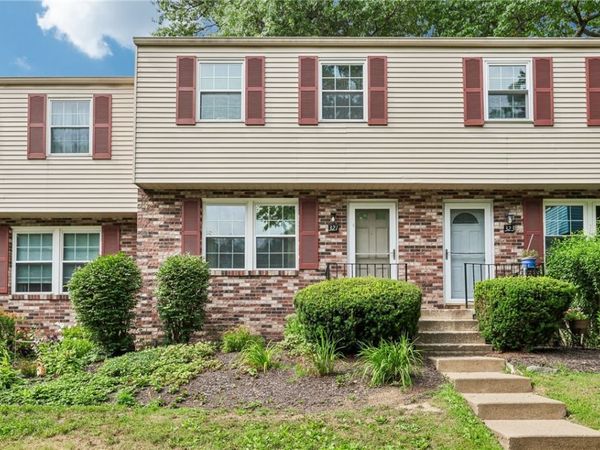 321 Laporte Ct, Cranberry Twp, PA 16066