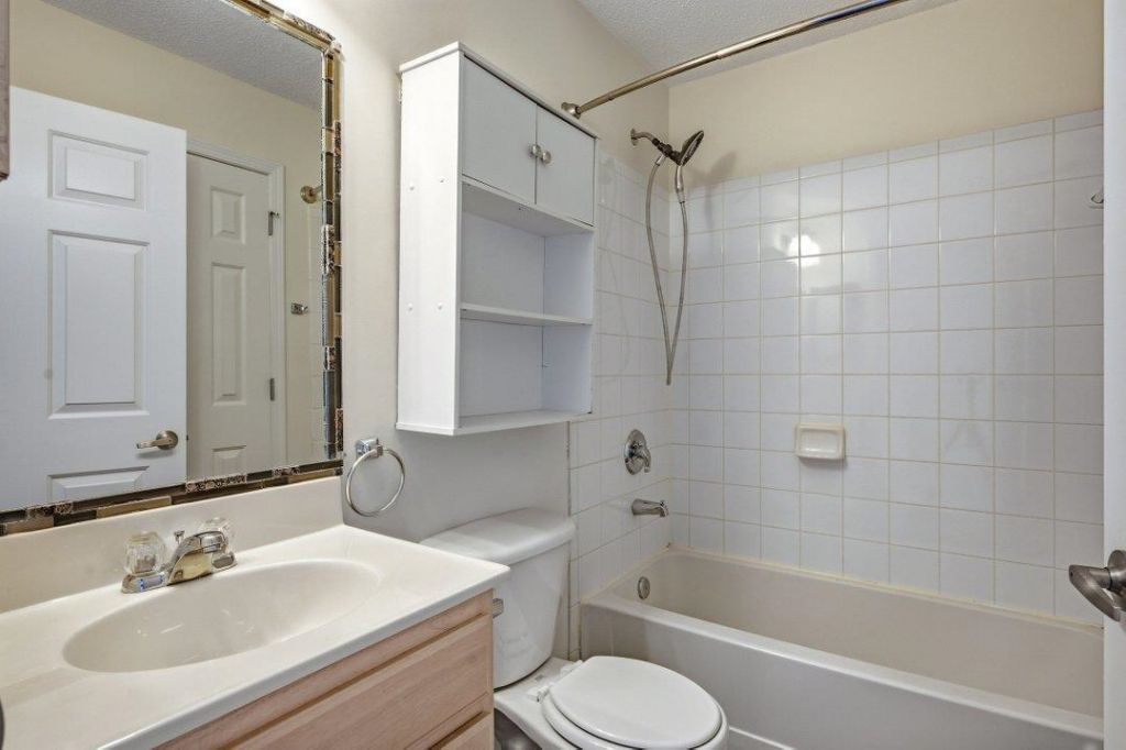 3756 Citation Way  Photo 13
