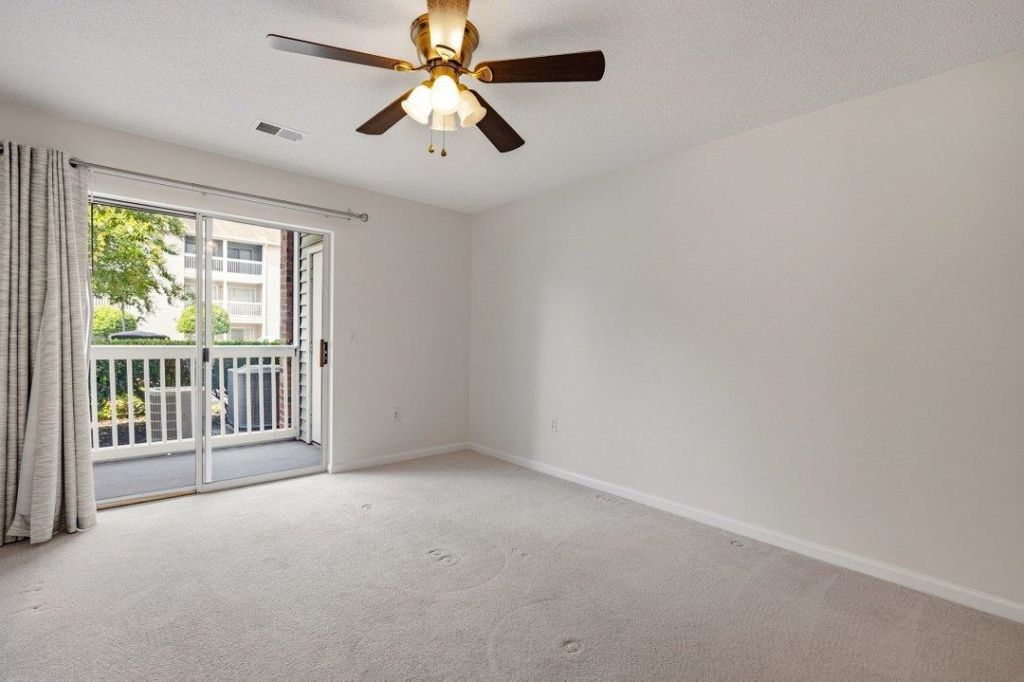 3756 Citation Way  Photo 16