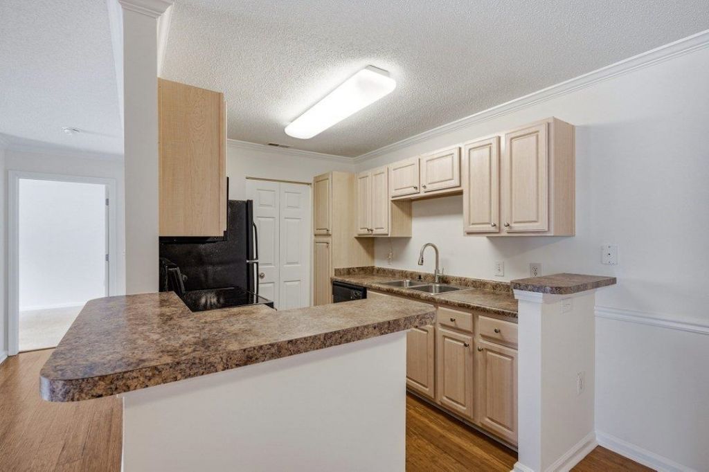3756 Citation Way  Photo 6