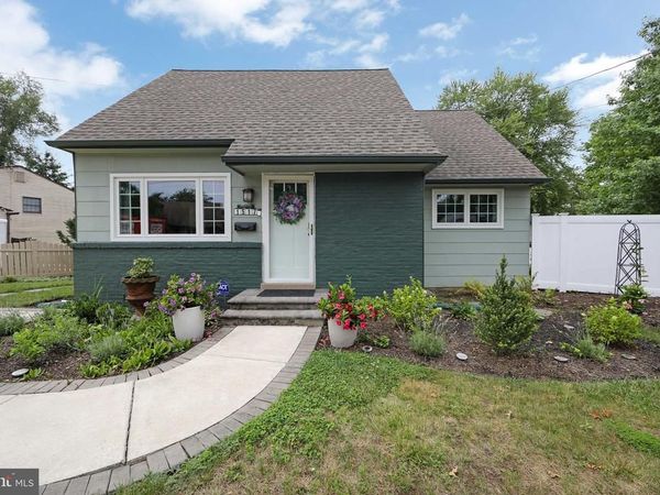 1517 BEVERLY TERRACE, CHERRY HILL, NJ 08003