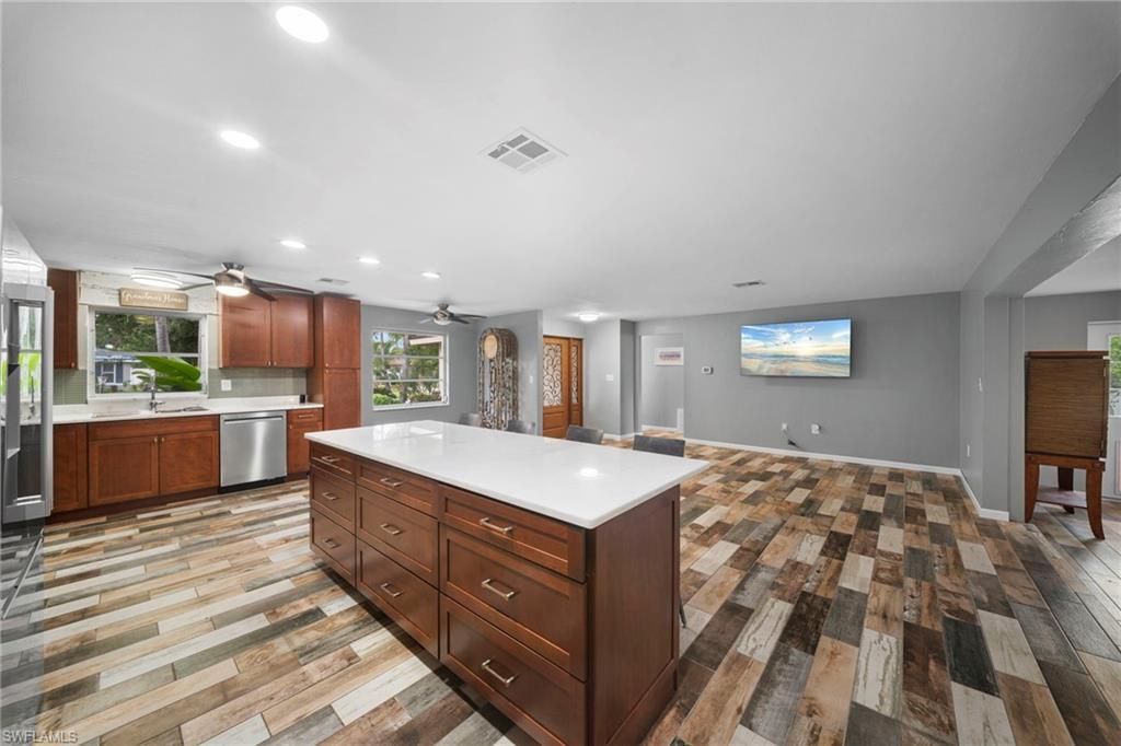 1444 Covington Cir W, Fort Myers, FL 33919 Photo
