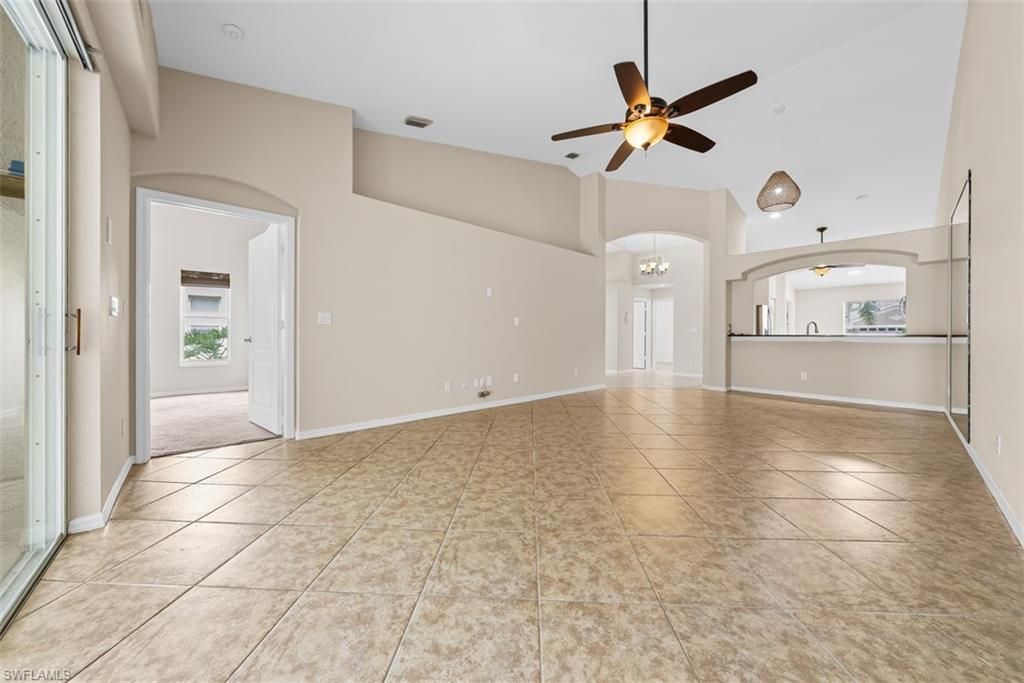 8471 Ibis Cove Cir, Unit M677, Naples, FL 34119 Photo