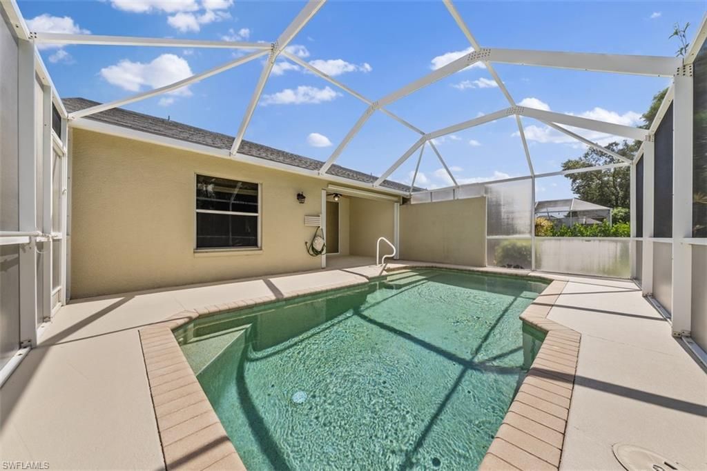 8471 Ibis Cove Cir, Unit M677, Naples, FL 34119 Photo