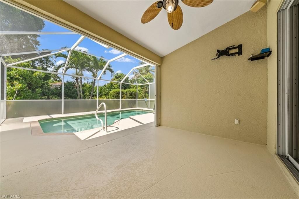 8471 Ibis Cove Cir, Unit M677, Naples, FL 34119 Photo