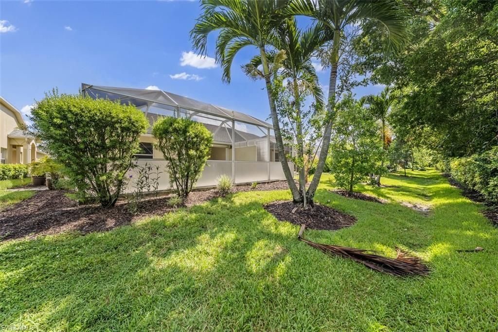 8471 Ibis Cove Cir, Unit M677, Naples, FL 34119 Photo