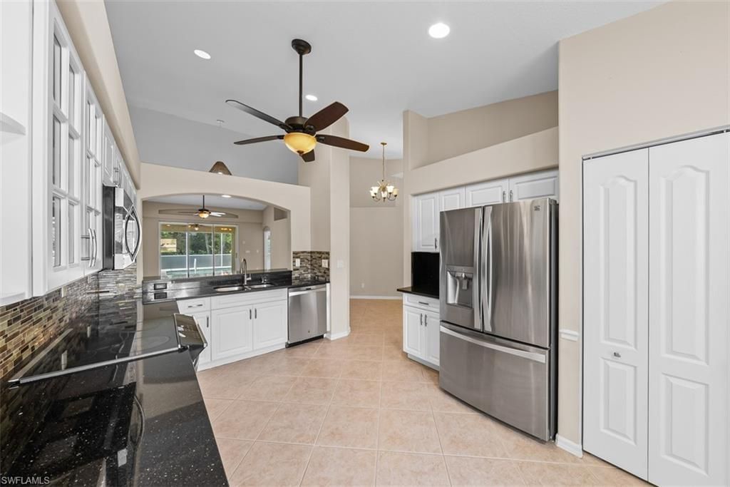8471 Ibis Cove Cir, Unit M677, Naples, FL 34119 Photo