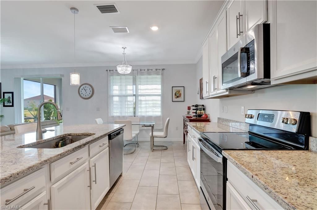 2122 Hamlin St , Naples, FL 34120 Photo