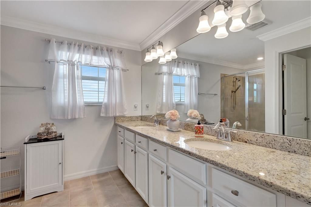 2122 Hamlin St , Naples, FL 34120 Photo