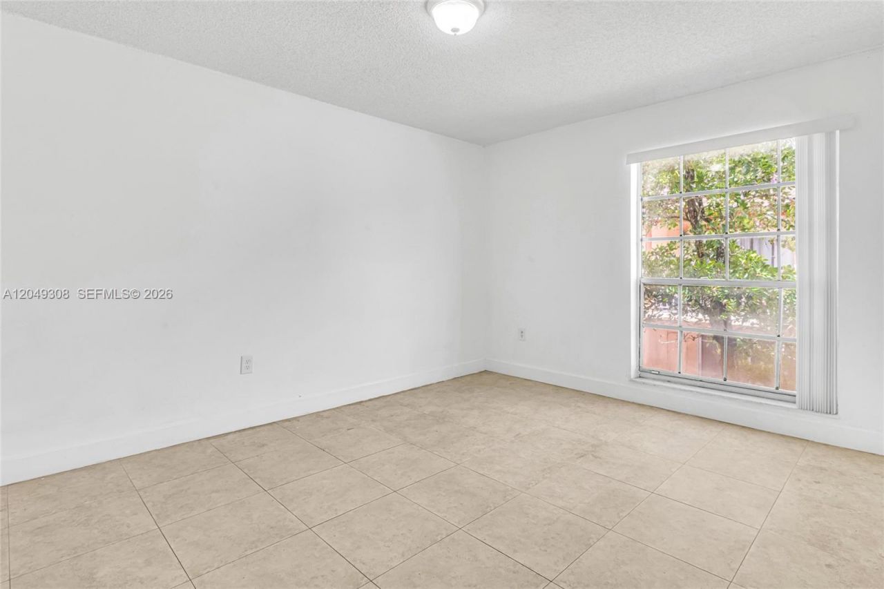 7201 Miami Lakes Dr, Unit B14, Miami Lakes, FL 33014 Photo