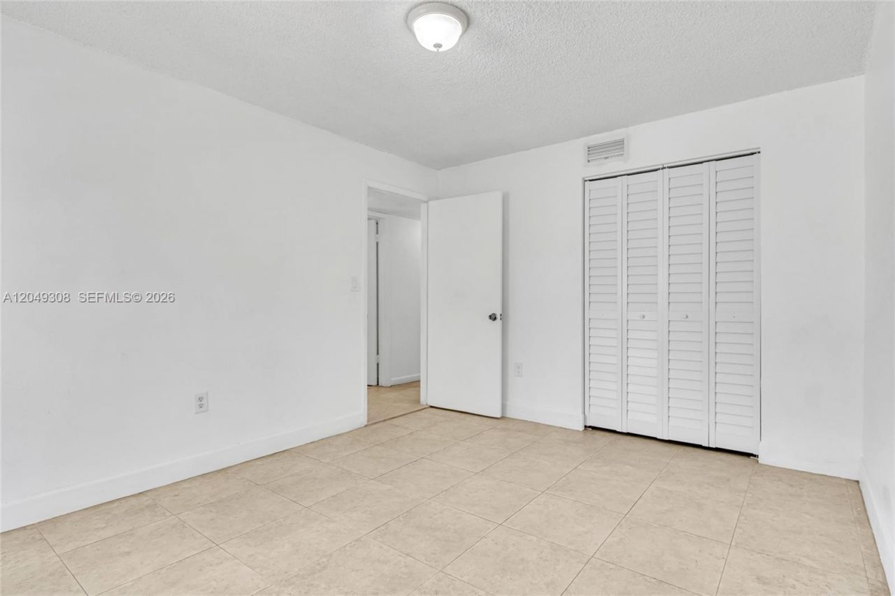7201 Miami Lakes Dr, Unit B14, Miami Lakes, FL 33014 Photo