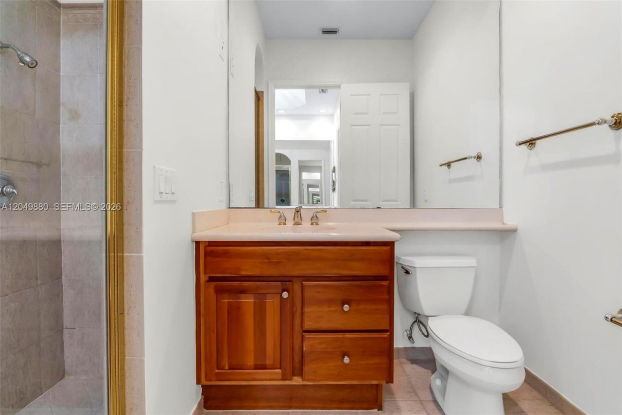1811 NW 168th Ave, Pembroke Pines, FL 33028 Photo