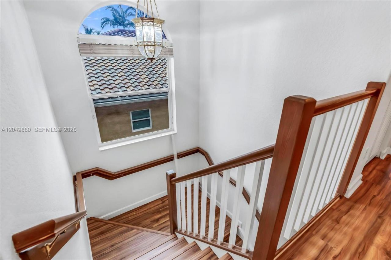 1811 NW 168th Ave, Pembroke Pines, FL 33028 Photo