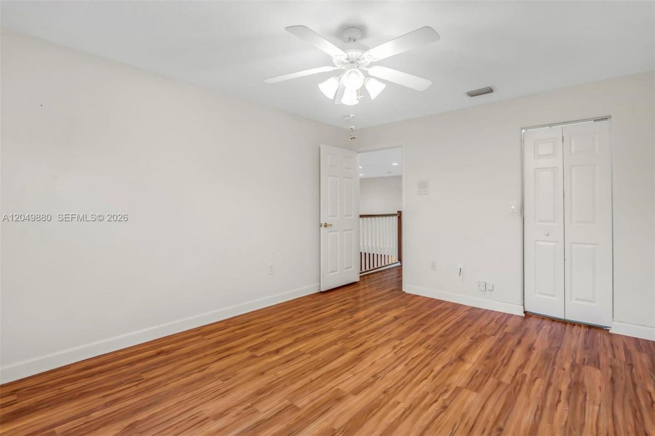 1811 NW 168th Ave, Pembroke Pines, FL 33028 Photo