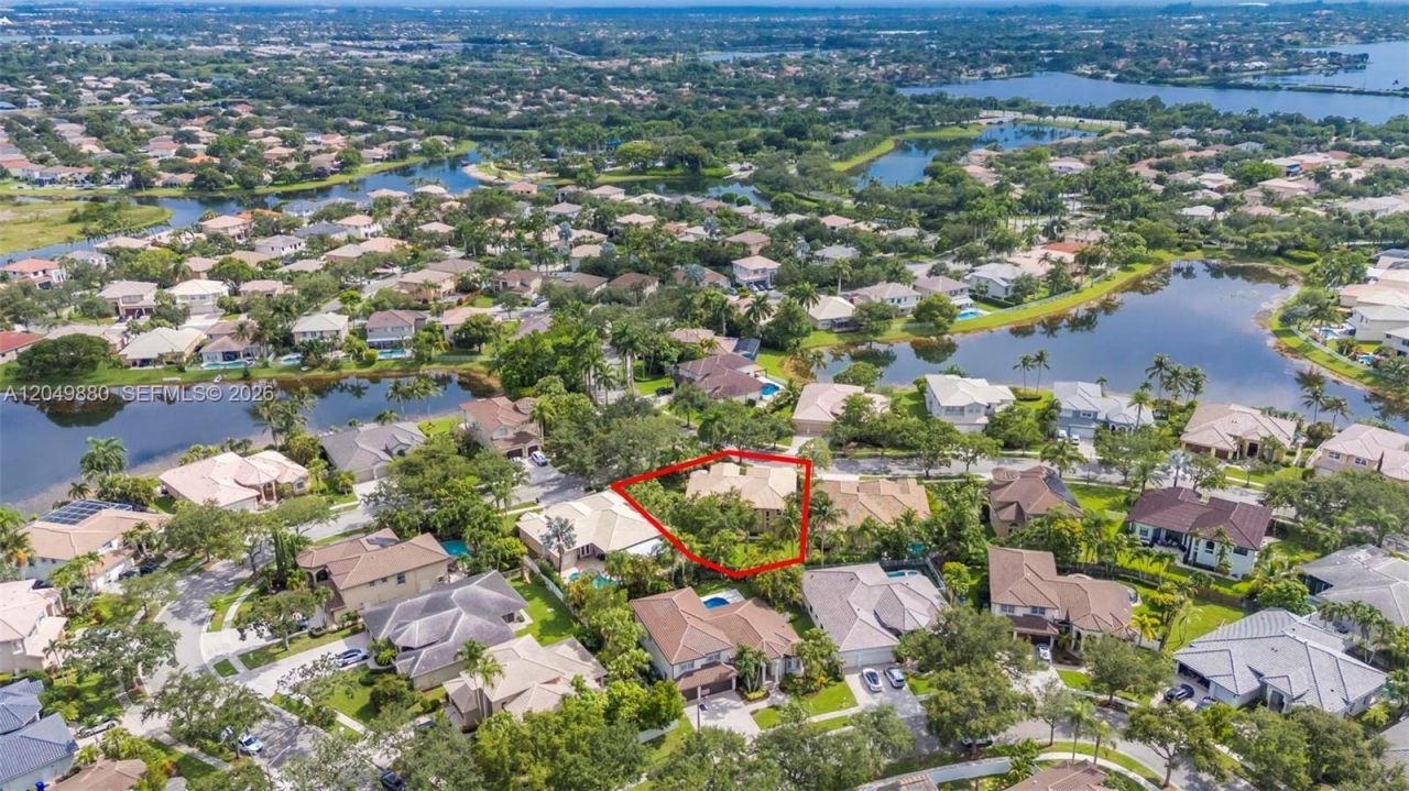 1811 NW 168th Ave, Pembroke Pines, FL 33028 Photo