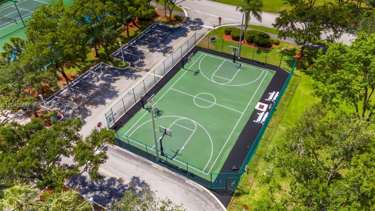 1811 NW 168th Ave, Pembroke Pines, FL 33028 Photo