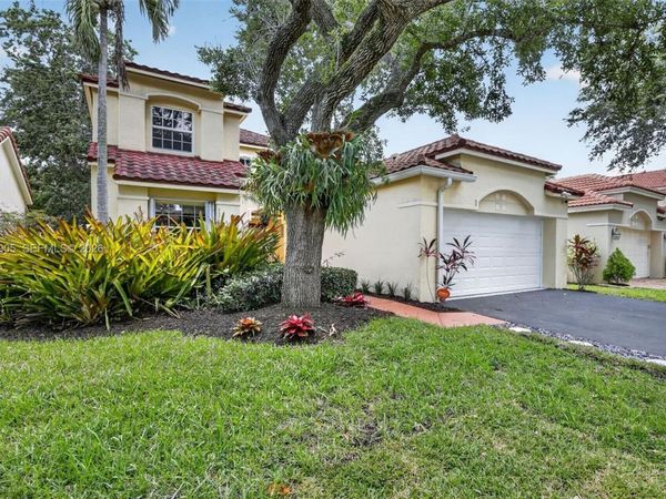 1485 Seabay Rd , Weston, FL 33326