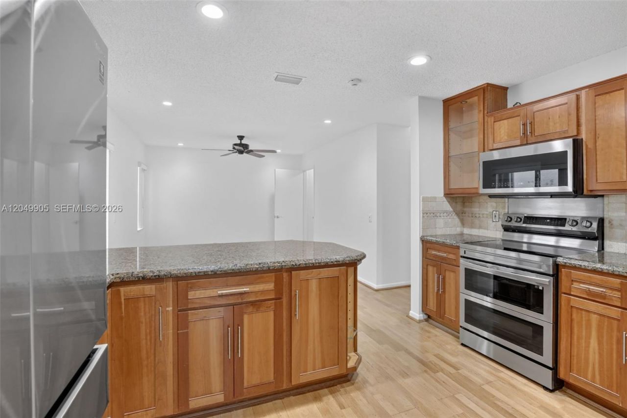 1485 Seabay Rd, Weston, FL 33326 Photo