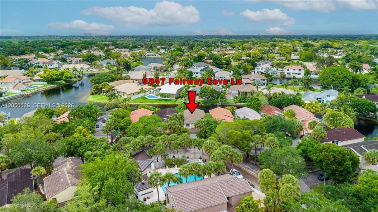 9847 Fairway Cove Ln , Plantation, FL 33324 Photo
