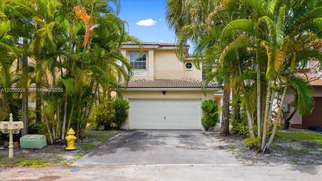 9847 Fairway Cove Ln , Plantation, FL 33324 Photo