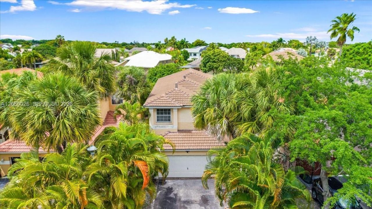 9847 Fairway Cove Ln , Plantation, FL 33324 Photo