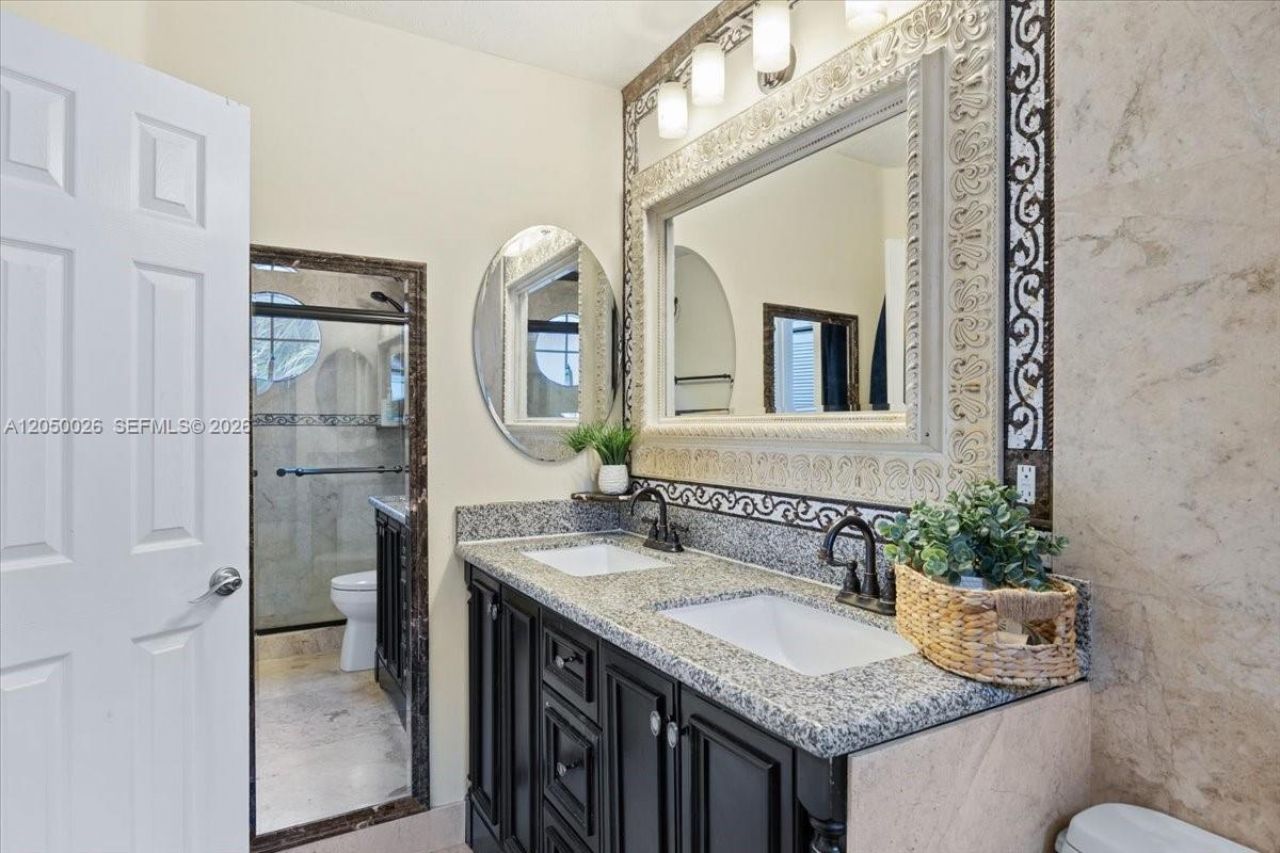 9847 Fairway Cove Ln , Plantation, FL 33324 Photo