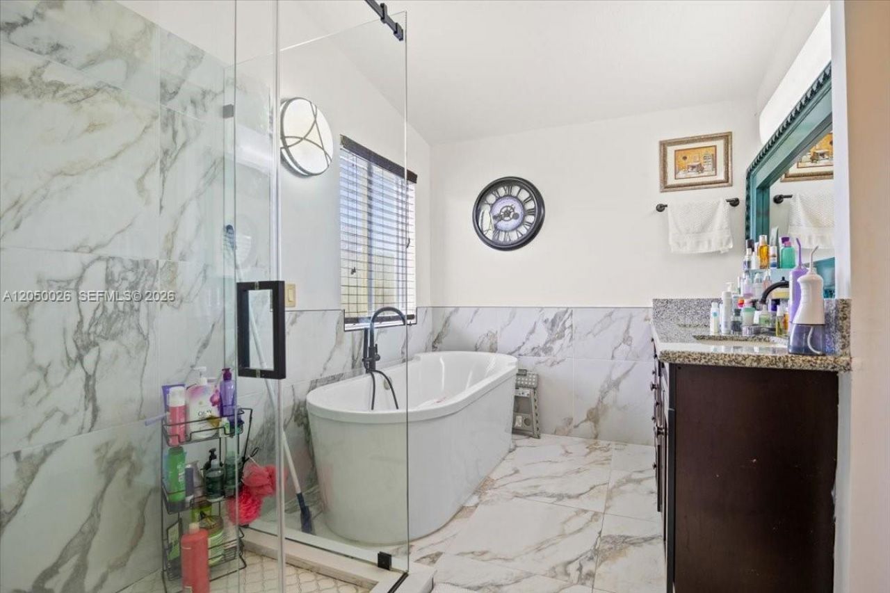 9847 Fairway Cove Ln , Plantation, FL 33324 Photo