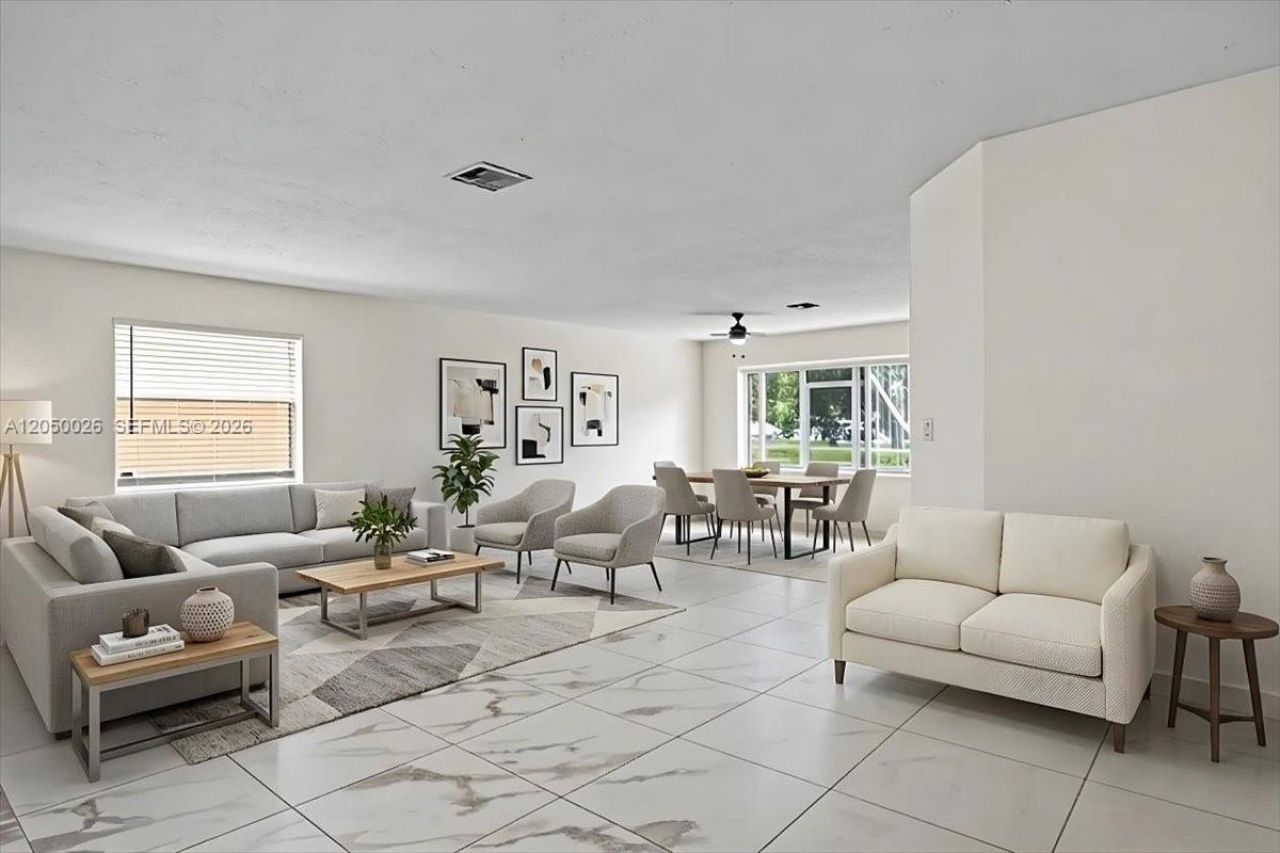 9847 Fairway Cove Ln , Plantation, FL 33324 Photo