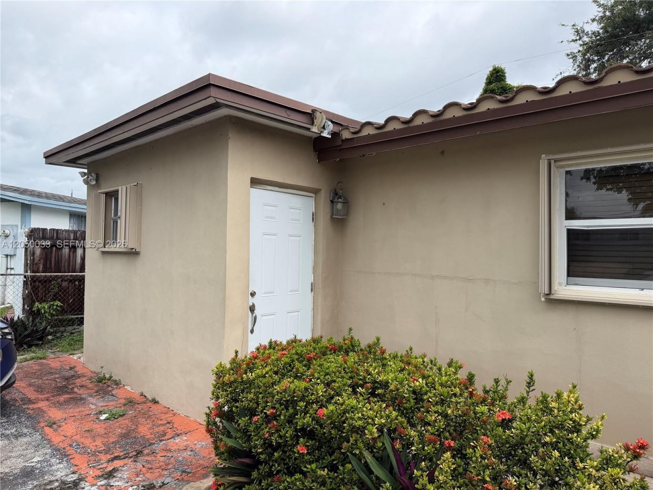 7889 NW 174th St, Unit Studio, Hialeah, FL 33015 Photo