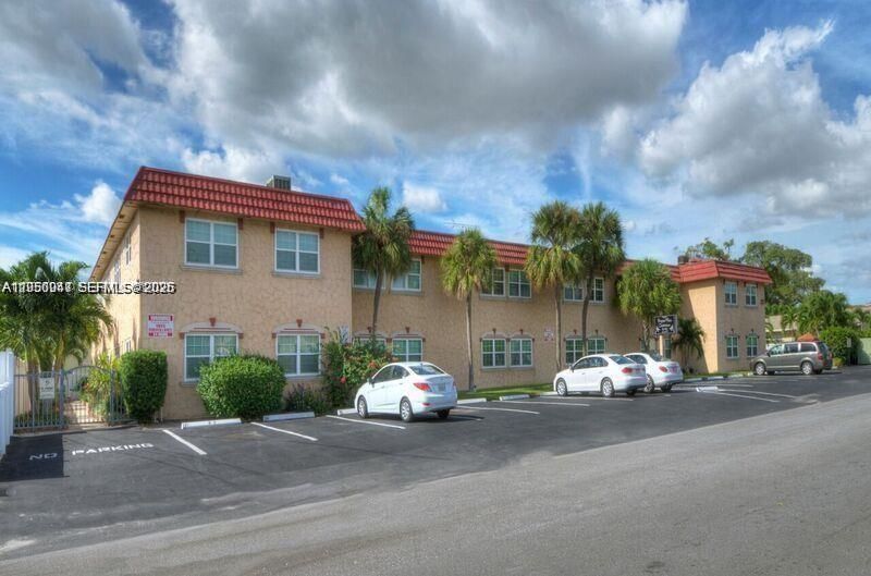 221 SE 9th Ave , Unit 112, Pompano Beach, FL 33060 Photo