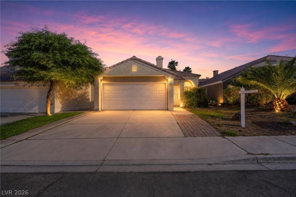 7905 Turtle Cove Avenue, Las Vegas, NV 89128
