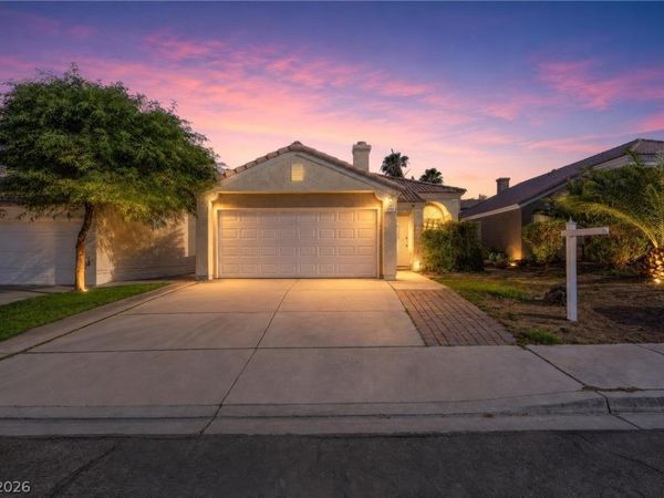 7905 Turtle Cove Avenue, Las Vegas, NV 89128