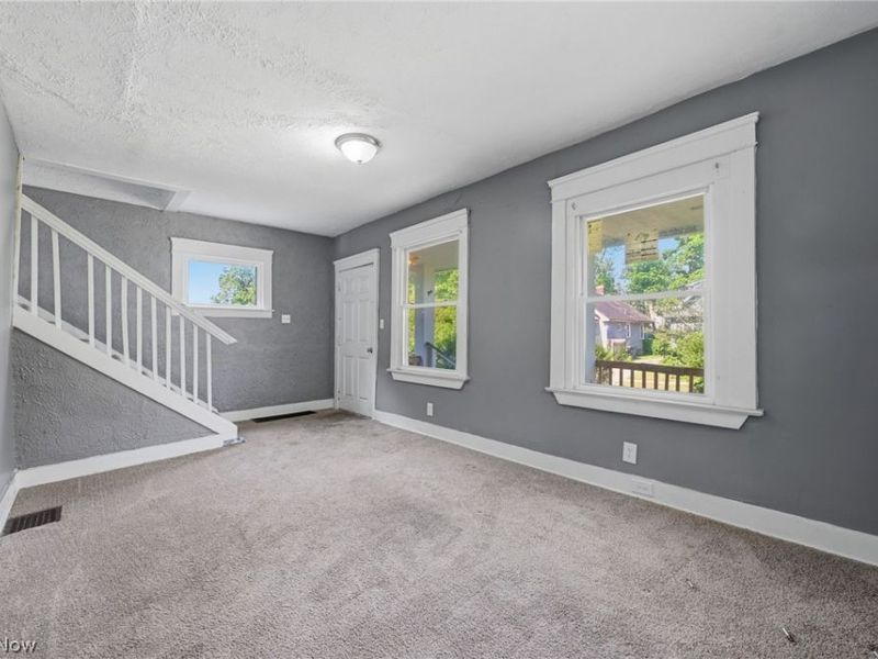 3337 E 143rd Street, Cleveland, OH 44120 Photo 3