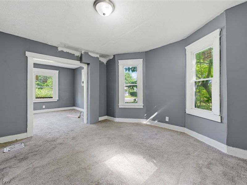 3337 E 143rd Street, Cleveland, OH 44120 Photo 4
