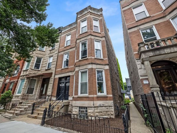 841 N Damen Avenue , Unit 2F, Chicago, IL 60622