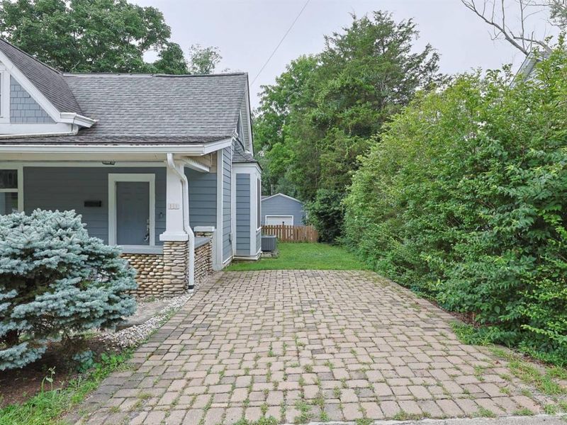 11 Laurel Avenue, Milford, OH 45150 Photo 2