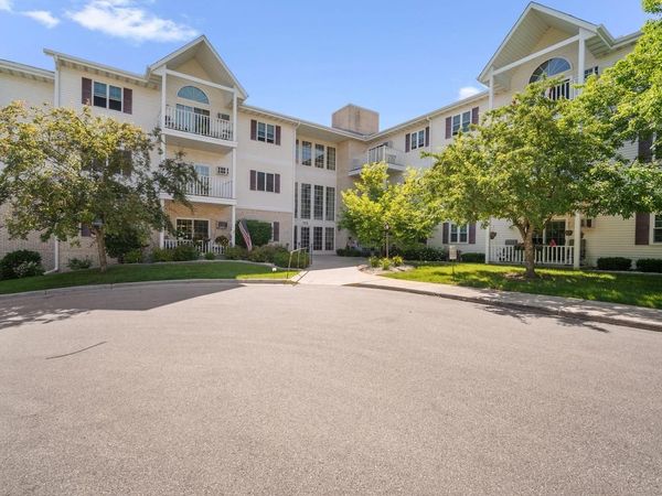 715 CANTERBERRY COURT, Unit 101, West Bend, WI 53090