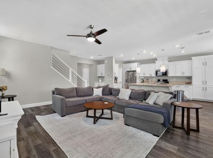 3113 Vaughn Way, Roseville, CA 95747 Photo