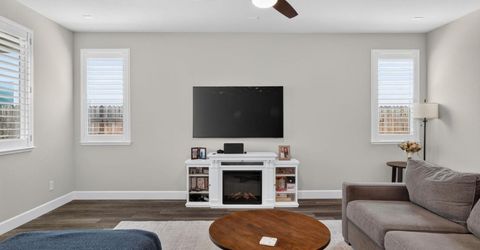 3113 Vaughn Way, Roseville, CA 95747 Photo