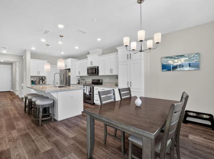 3113 Vaughn Way, Roseville, CA 95747 Photo