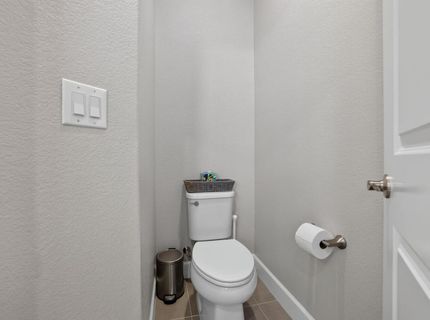 3113 Vaughn Way, Roseville, CA 95747 Photo