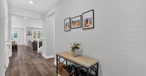 3113 Vaughn Way, Roseville, CA 95747 Photo