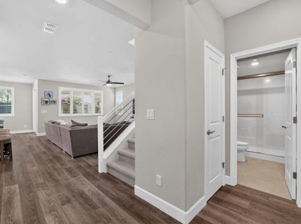 3113 Vaughn Way, Roseville, CA 95747 Photo